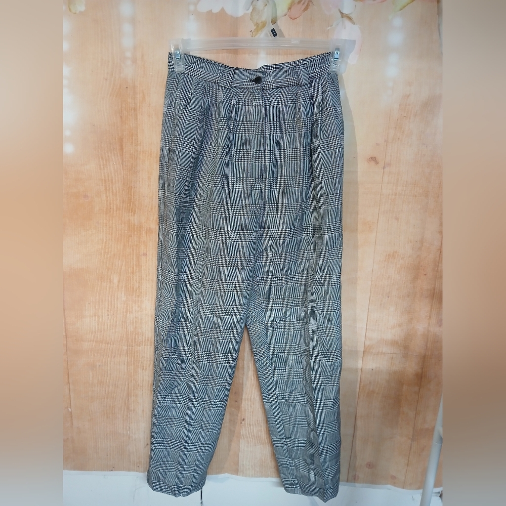 Black and Gray Tapered Trousers